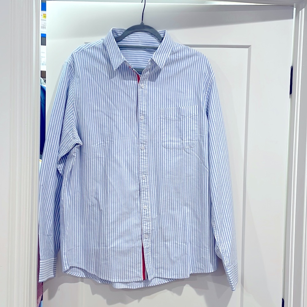 Men’s Blue and White Striped Oxford Button Down